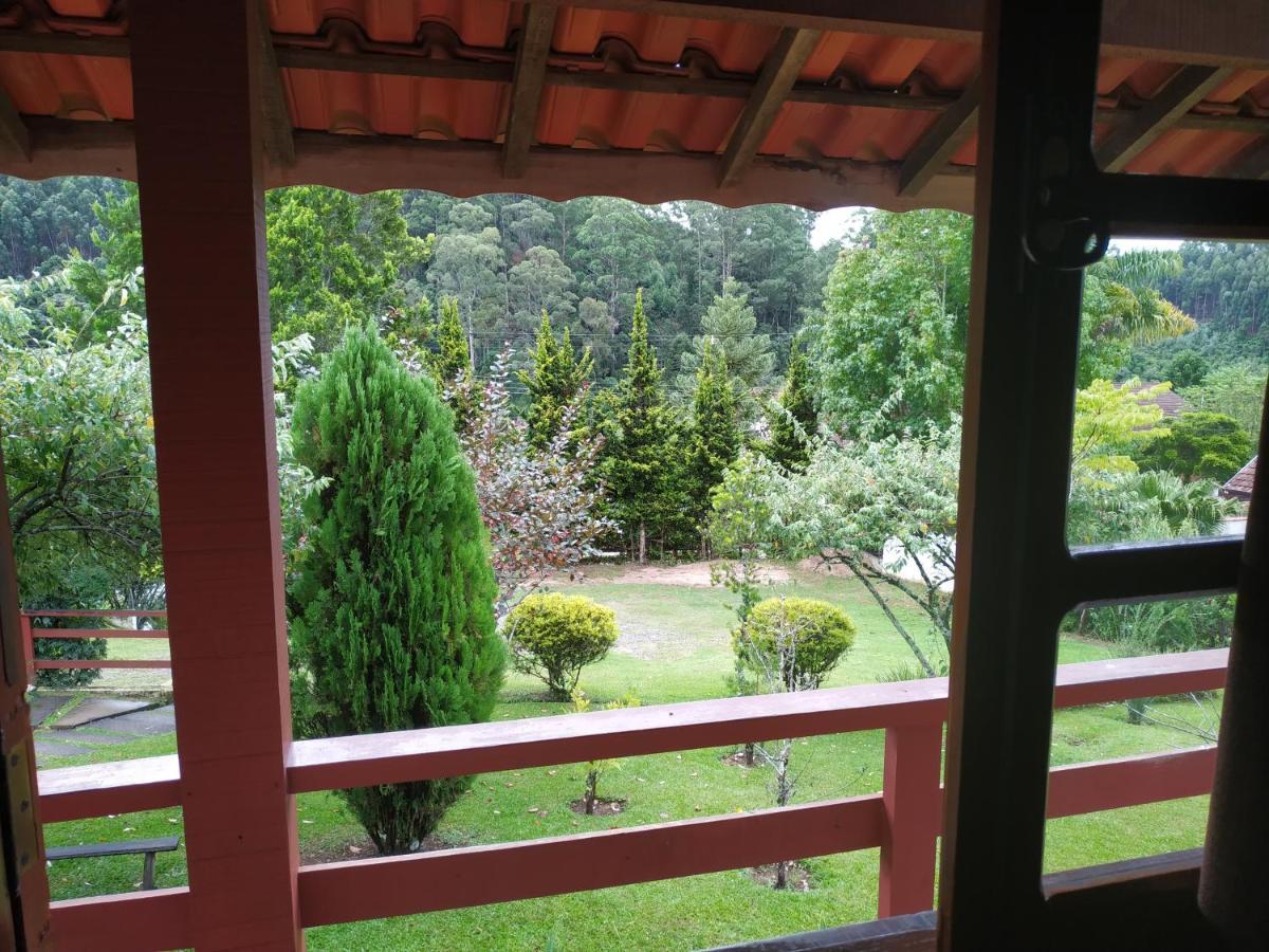 Chales Encantus Villa มงชิแวร์จิ ภายนอก รูปภาพ