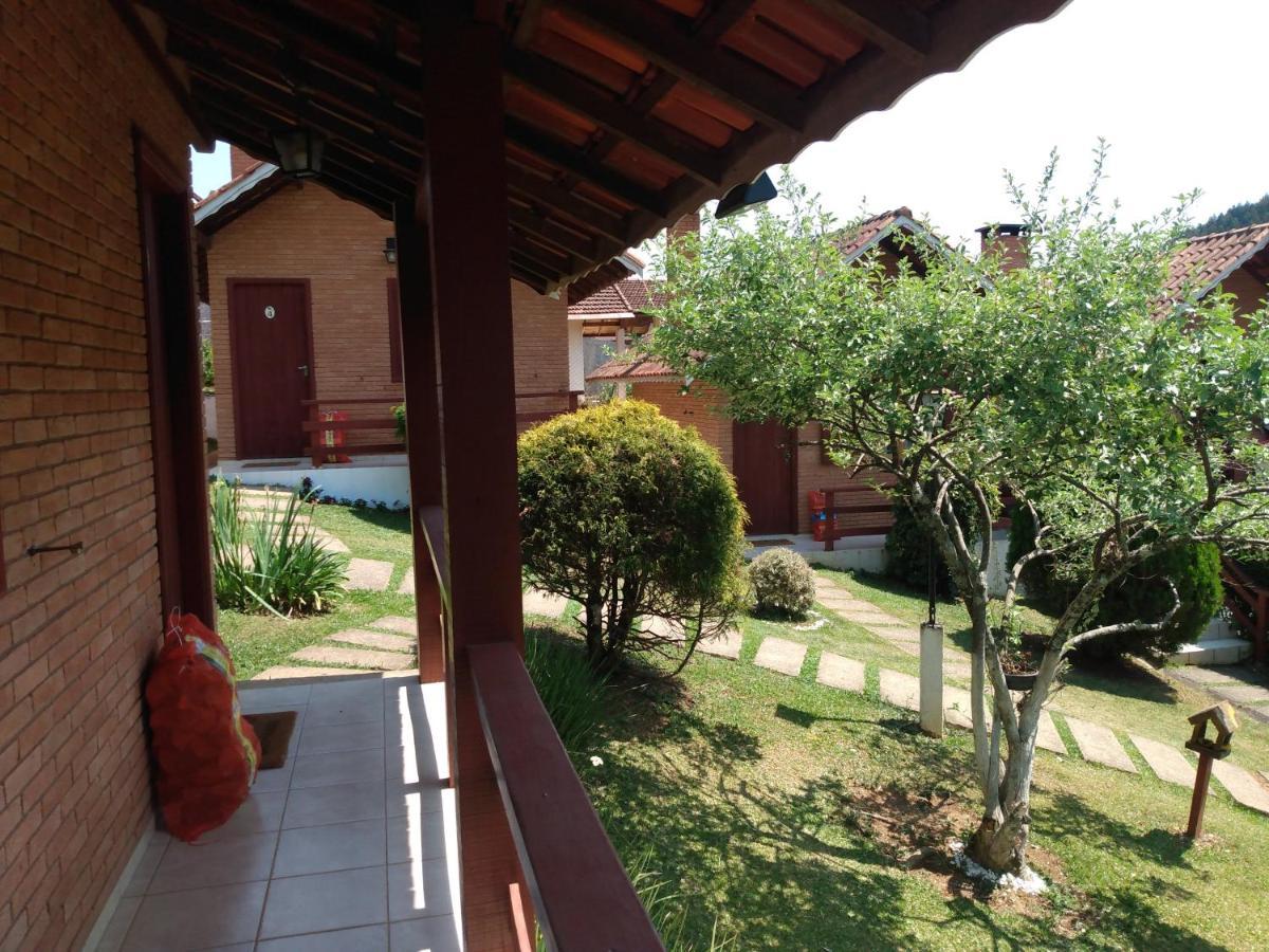 Chales Encantus Villa มงชิแวร์จิ ภายนอก รูปภาพ